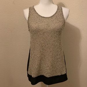 Size Medium Mystree Gold Metallic Flowy Lightweight Tank Top
